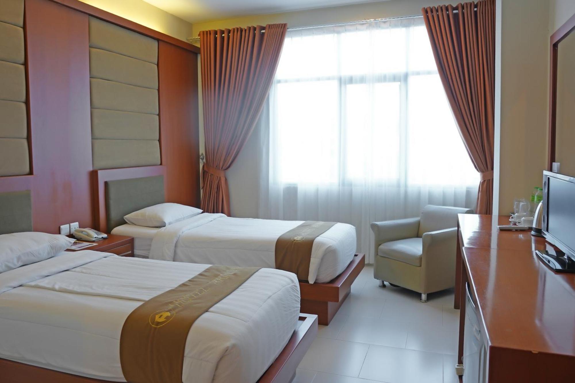 בנדר למפונג Arinas Hotel מראה חיצוני תמונה